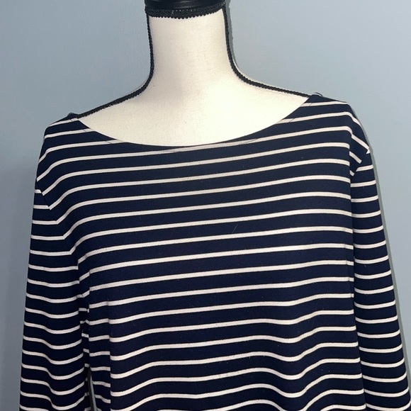 GAP- Navy and white striped dress - Picture 2 of 8